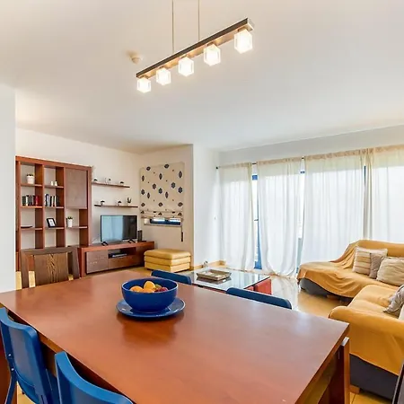 Spacious Duplex By Marina - Sleeps 6 - Homesbyfc * Albufeira