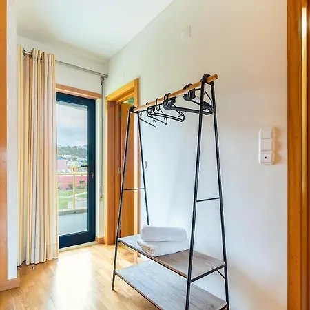 Spacious Duplex By Marina - Sleeps 6 - Homesbyfc *